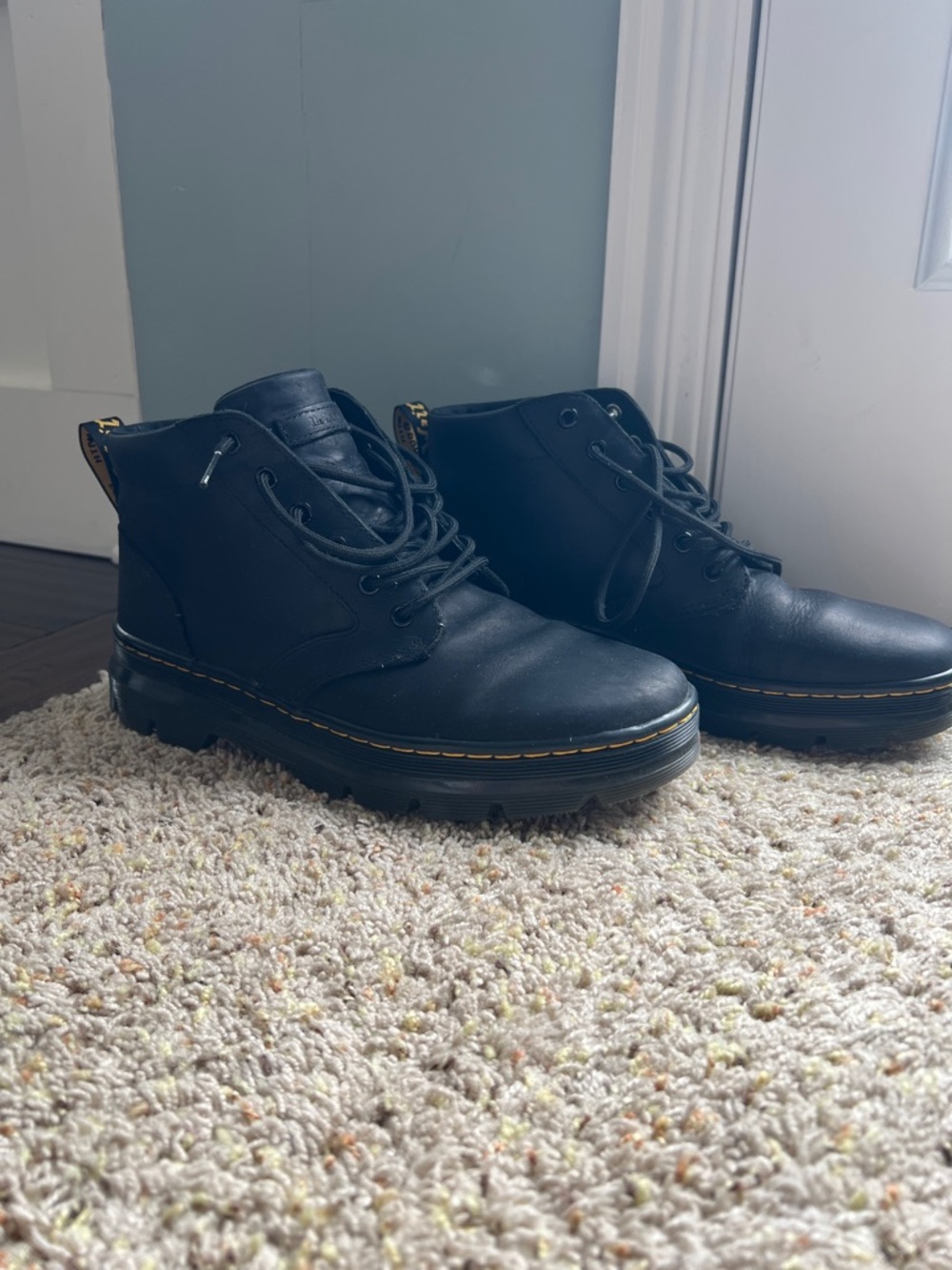 Men's Dr. Martens Black Leather Lace-Up Boots size 10
